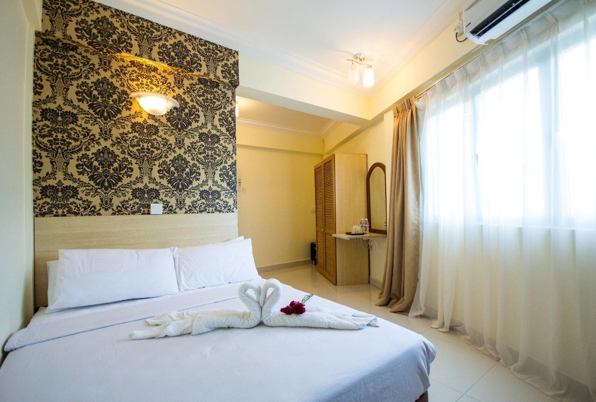 Sea Princess Hotel เตลุกบาฮัง ภายนอก รูปภาพ