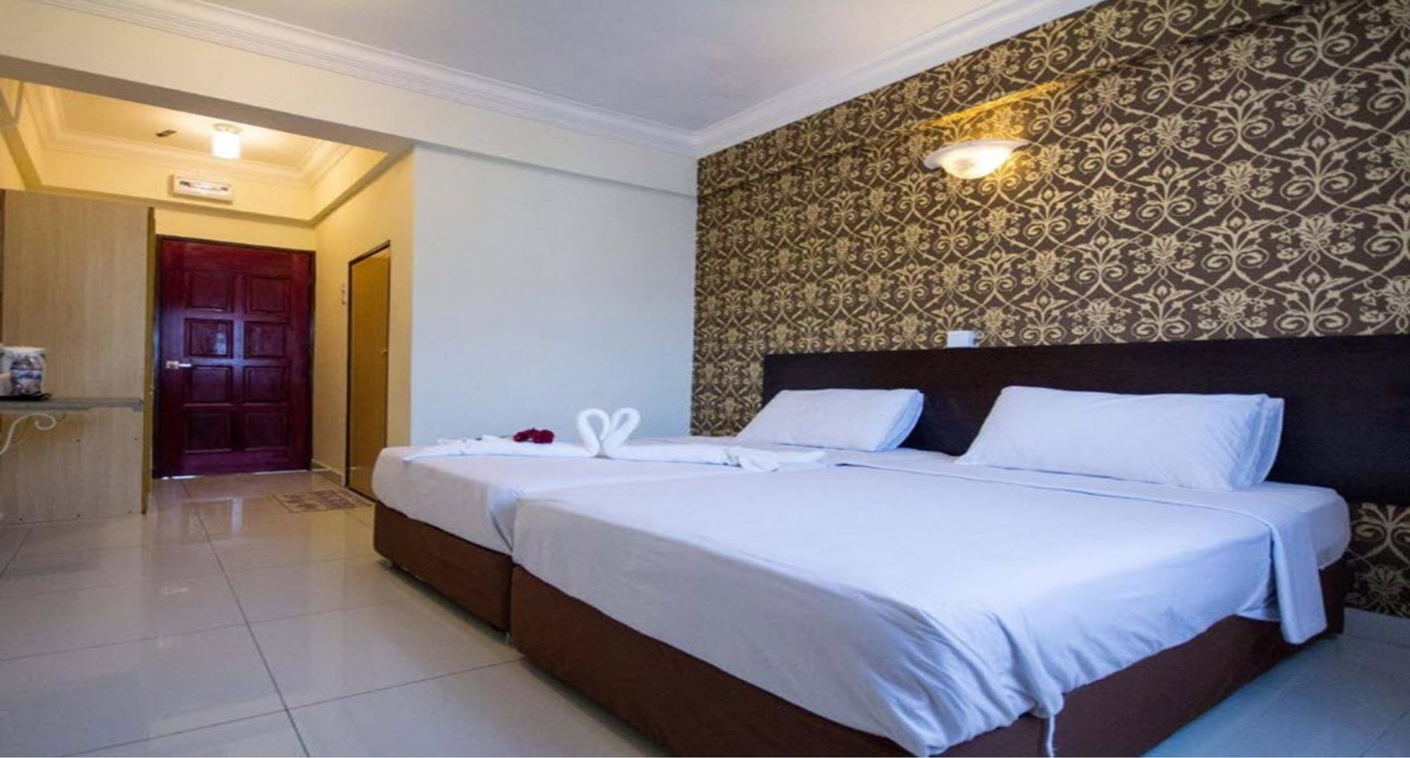 Sea Princess Hotel เตลุกบาฮัง ภายนอก รูปภาพ